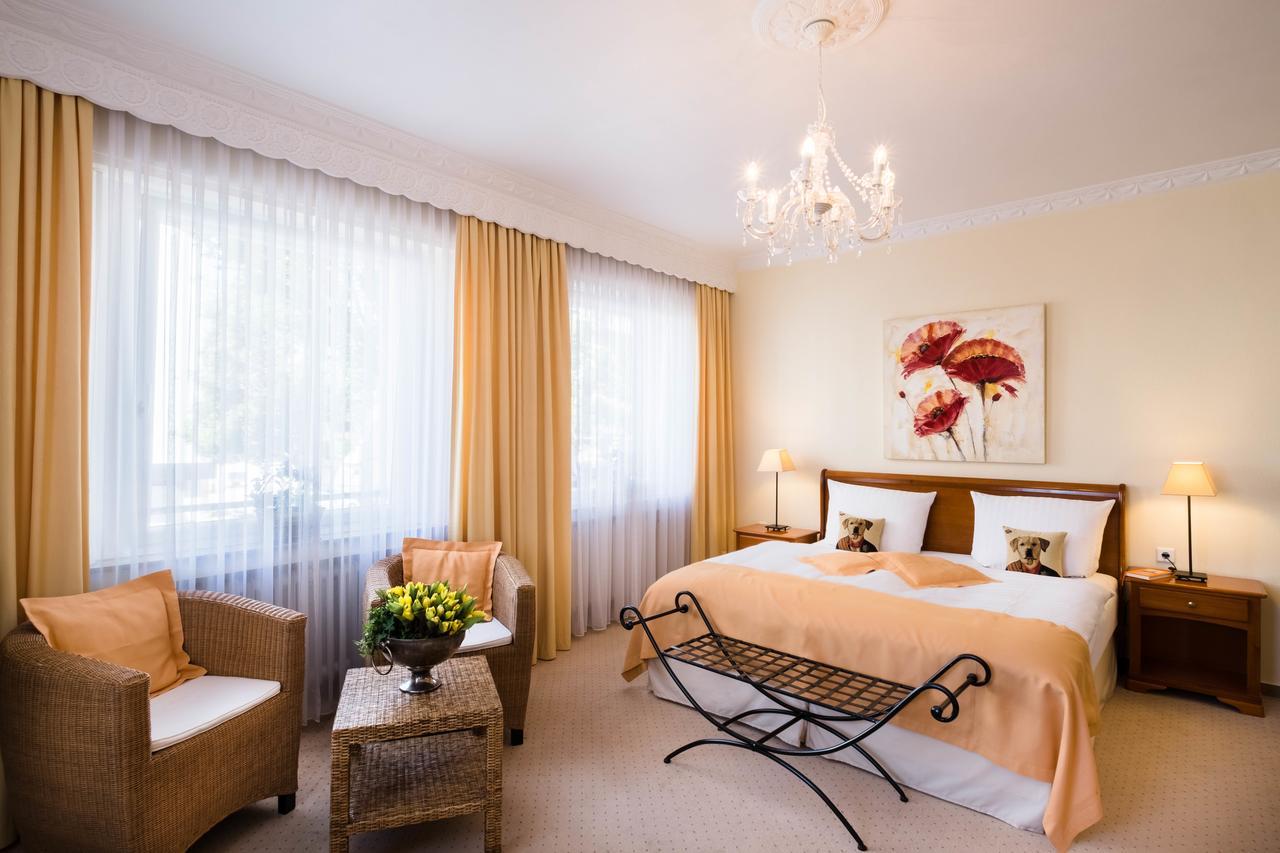 Hotel Zur Muehle พาเดอร์บอร์น ภายนอก รูปภาพ