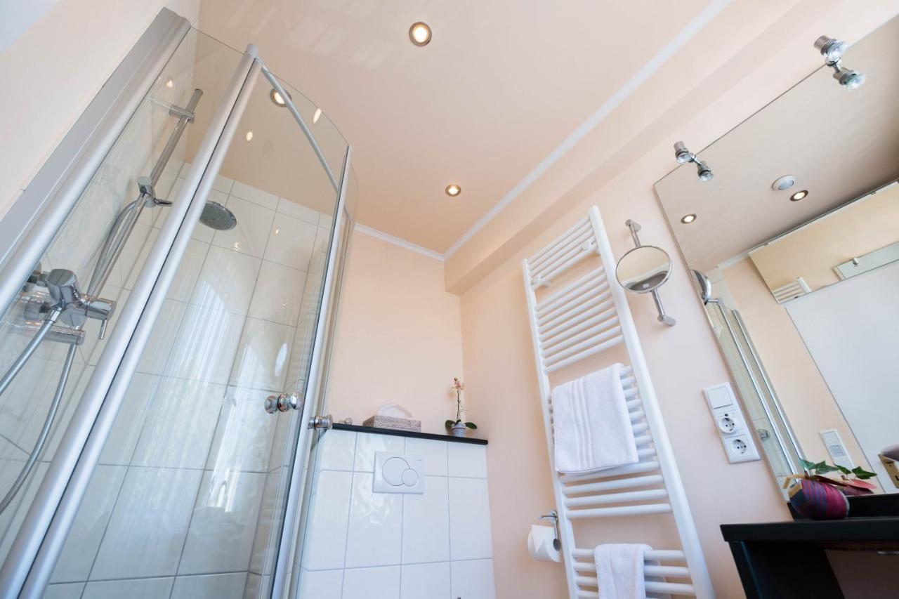 Hotel Zur Muehle พาเดอร์บอร์น ภายนอก รูปภาพ