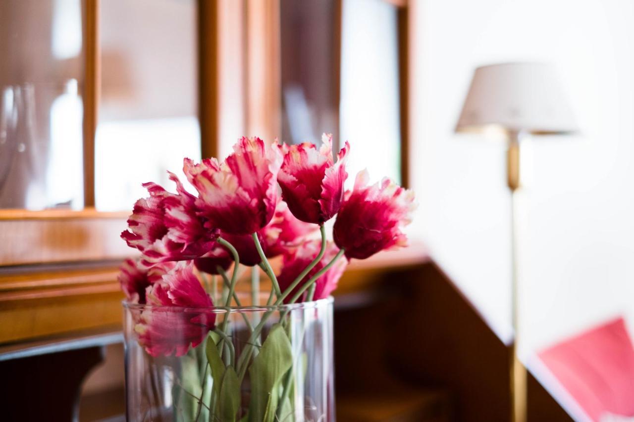 Hotel Zur Muehle พาเดอร์บอร์น ภายนอก รูปภาพ